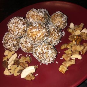 Pack-It-In-Zero-Waste-Living-Spiced-Apricot-Bliss-Balls
