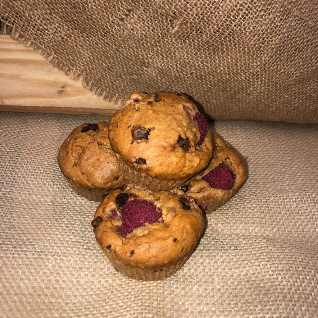 Pack-It-In-Zero-Waste-Living-Raspberry-and-Dark-Chocolate-Muffins